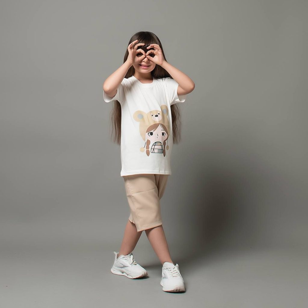 لباس بچگانه